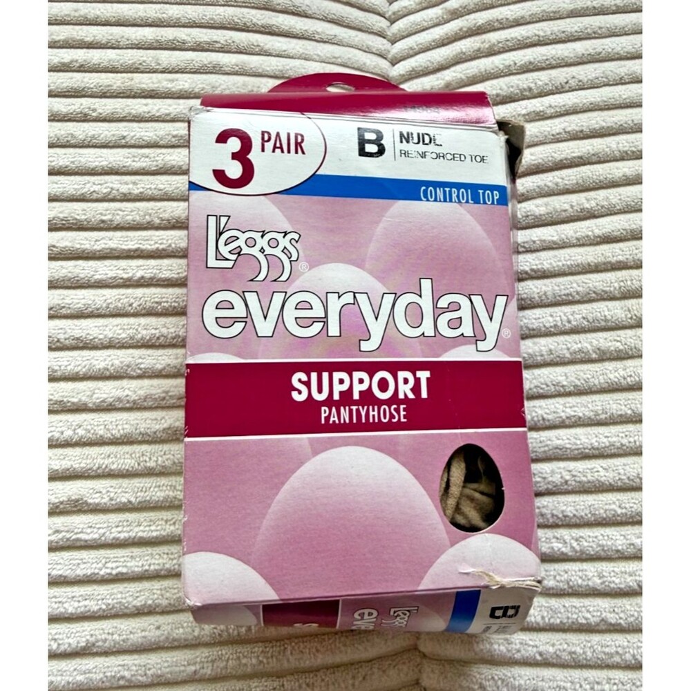 New Leggs Pantyhose Pack of 3 Size B Nude Support Hose Tights Women's